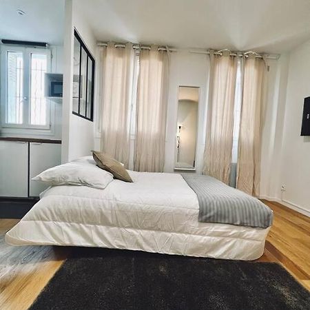 Tres Beau Studio Refait A Neuf 2 Apartamento Saint-Ouen  Exterior foto