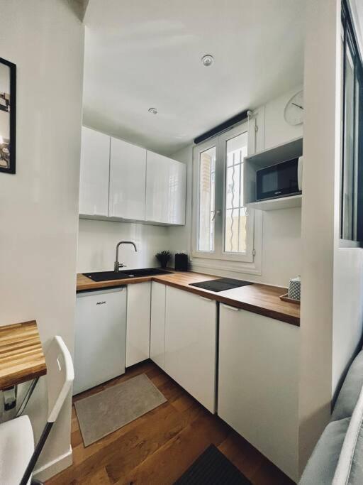 Tres Beau Studio Refait A Neuf 2 Apartamento Saint-Ouen  Exterior foto