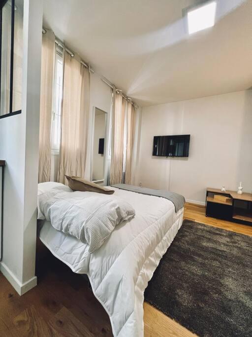 Tres Beau Studio Refait A Neuf 2 Apartamento Saint-Ouen  Exterior foto