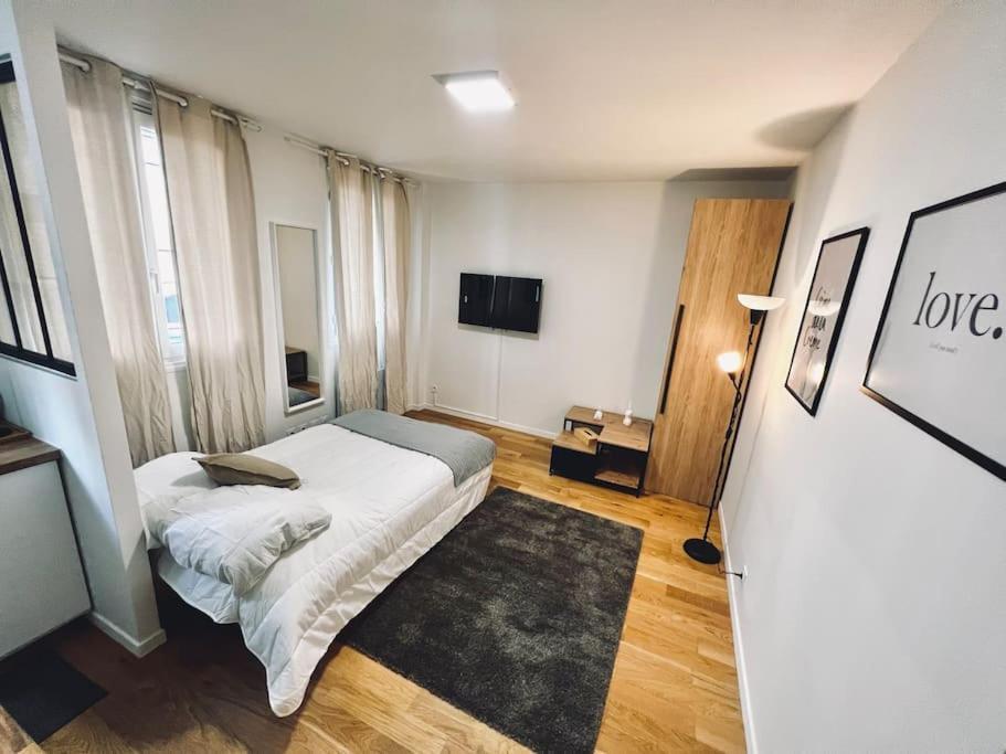 Tres Beau Studio Refait A Neuf 2 Apartamento Saint-Ouen  Exterior foto